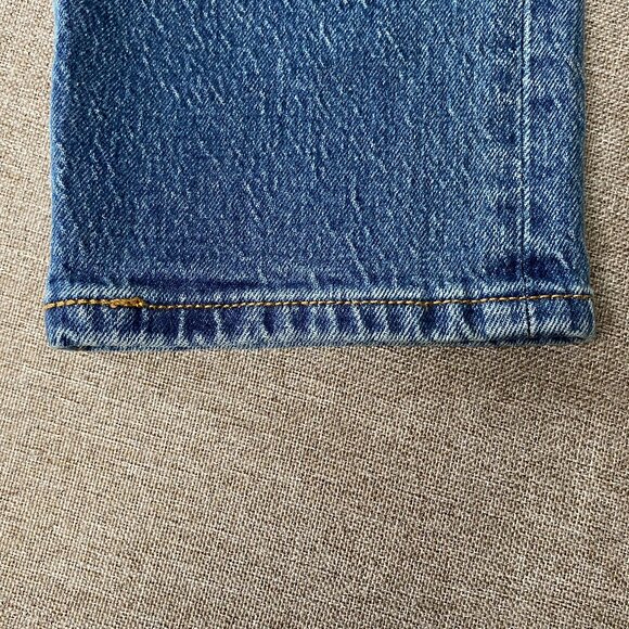 Levi's Premium 501 Cropped Denim Jeans Women's 26 Mid Rise Button Fly Blue NWT - Picture 9 of 15